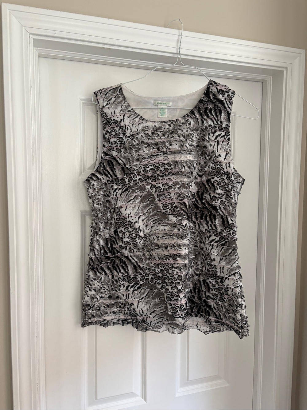 Laura Ashley Ruffle Animal Print Sleeveless Tank Women’s Medium Y2K